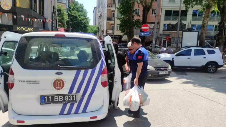 bilecikte dilenerek marketten alisveris yapan kadina ceza HAJ5OhNa