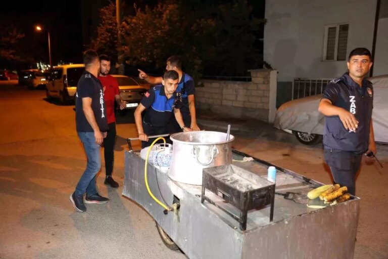 eskisehirde kayitsiz seyyar saticilara denetim hwnU511h