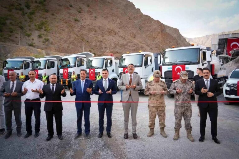 hakkariye yeni araclar kazandirildi EvkXhQhy