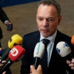 hollanda hukumetinde israil krizi disisleri bakani istifa etti 3tmdYH4H