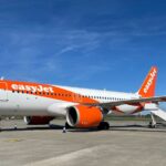 sarhos ve ciplak yakalanan pilot gorevden uzaklastirildi Xh8bySe1