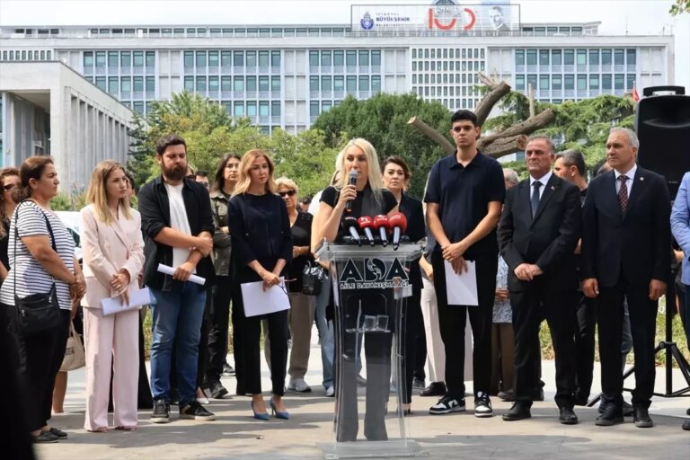 yolsuzluk sorusturmasina tepki v9SB8FvA