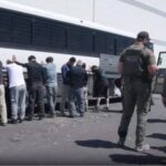 abdde hyundai fabrikasina baskin duzenlenmisti guney koreden tepki geldi ulusal firmalar yatirimlarda tereddude dusebilir jy7G6JhO