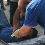 balkondan cop firlatilmasina tepki gosteren temizlik gorevlisine iki kisi saldirdi bkq4bb6G