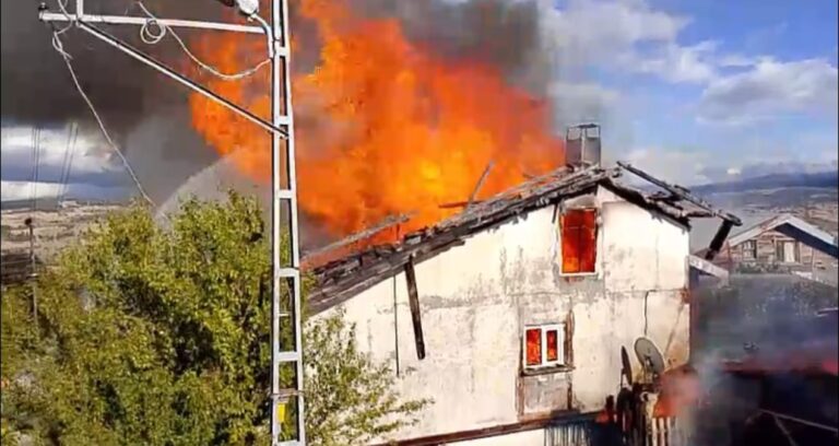 kastamonuda mustakil ev kule dondu nkqf7Bj9