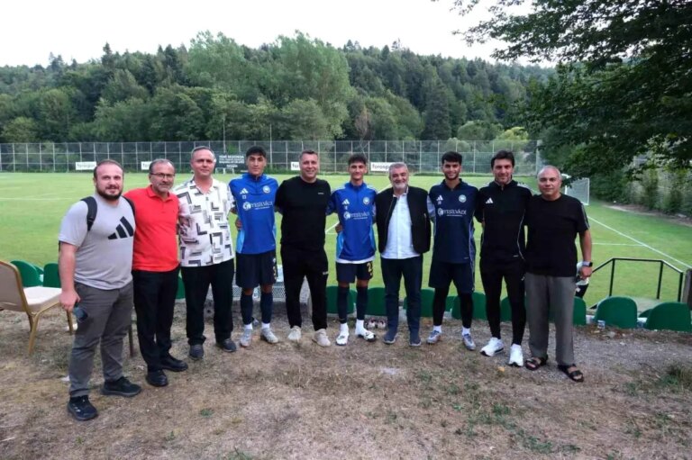 kucukcekmece sinop sampiyonluga hedefli tCnztlas