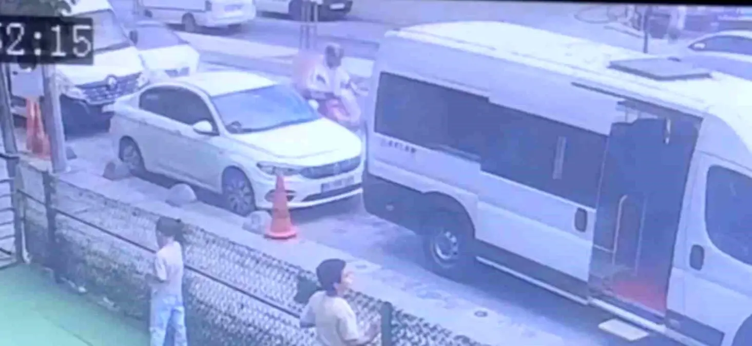 trafikte tartisma facia ile bitti AvUt2fxm