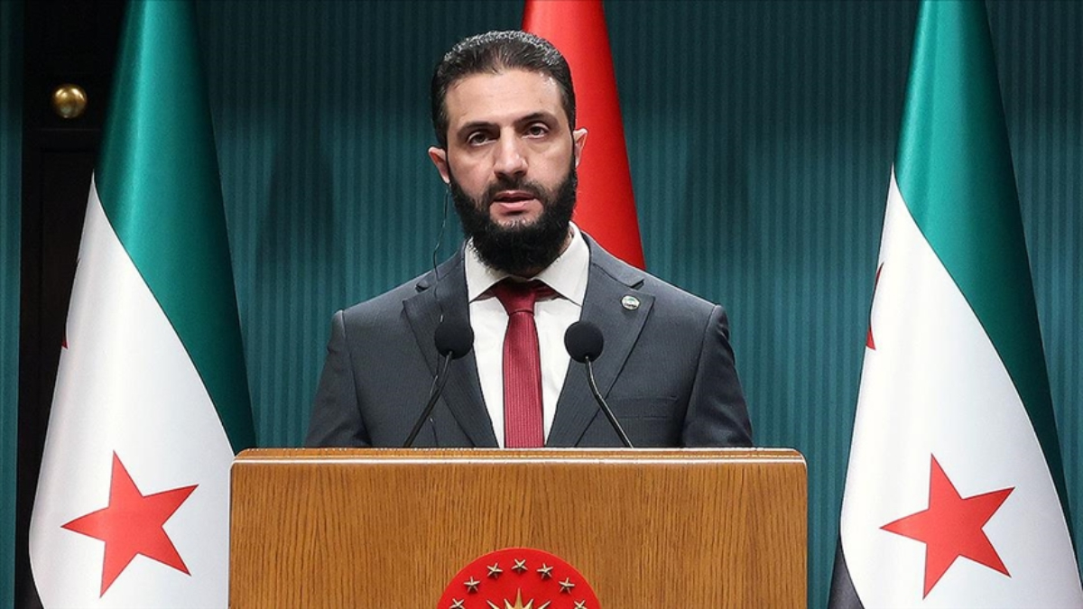 ahmed sara tum suriyeliler ulkelerini yeniden insa etmeli Bv6dNiwl