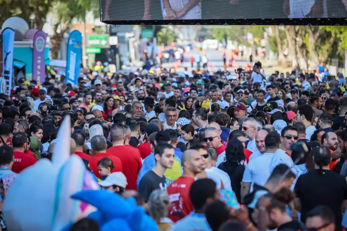 lefkosa maratonunun halk kosusu gerceklesti DvfKk3sR.jpg