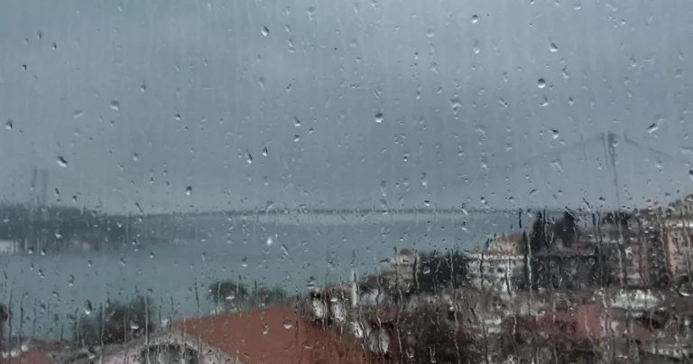 meteoroloji yagis ve ruzgar icin kuvvetli uyardi 2uyPbudQ