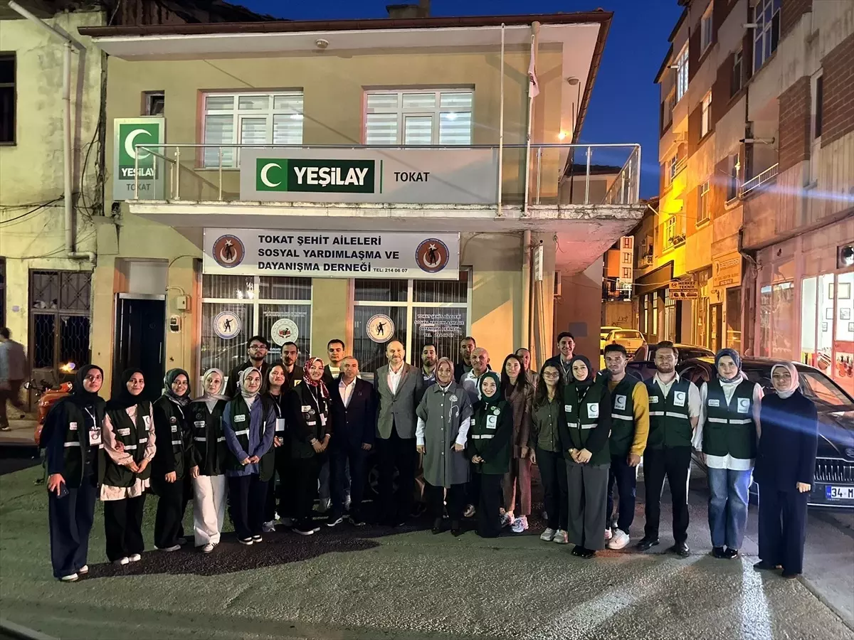 yesilay baskani dinc tokatta TG31YEJh.jpg