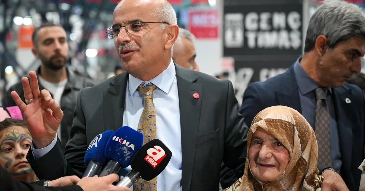 88 yasindaki emine teyze okumanin yasi olmadigini gosterdi pC7bqVZa.webp