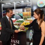 adanada tropikal meyveler sasirtti GMUQPstV.jpg