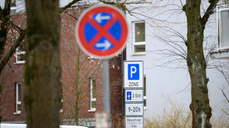 cogu kisi bilmiyor bu trafik levhasinin gercek anlami 5inD22sA.jpg