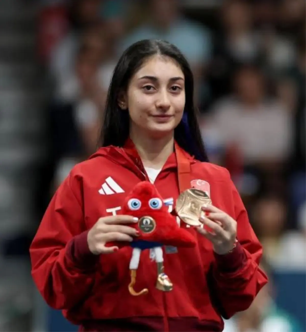 ebru acer virtus dunya masa tenisi sampiyonasinda gumus madalya kazandi jPkDnFaB.jpg