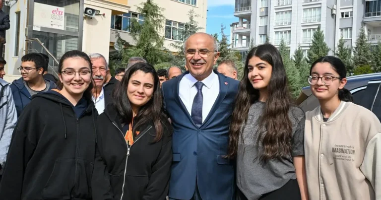 malatyada genclik icin egitim ve spor seferberligi ibZUvjiv.webp