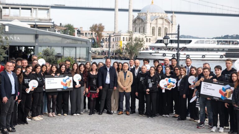 samsung solve for tomorrow programinda turkiyeyi temsil edecek takimlar belli oldu Urg8h9xs.jpg