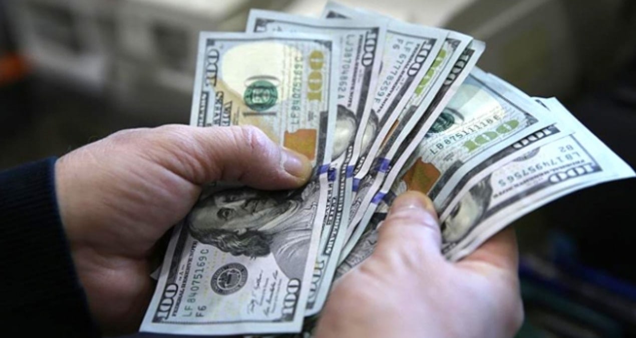 dolar-karsisinda-saha-kalkti-15-ayin-zirvesine-cikti-DipYvG6Q.jpg