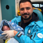 sanliurfada-ambulansta-dogum-yaptirdi-FWNzmMLU.jpg