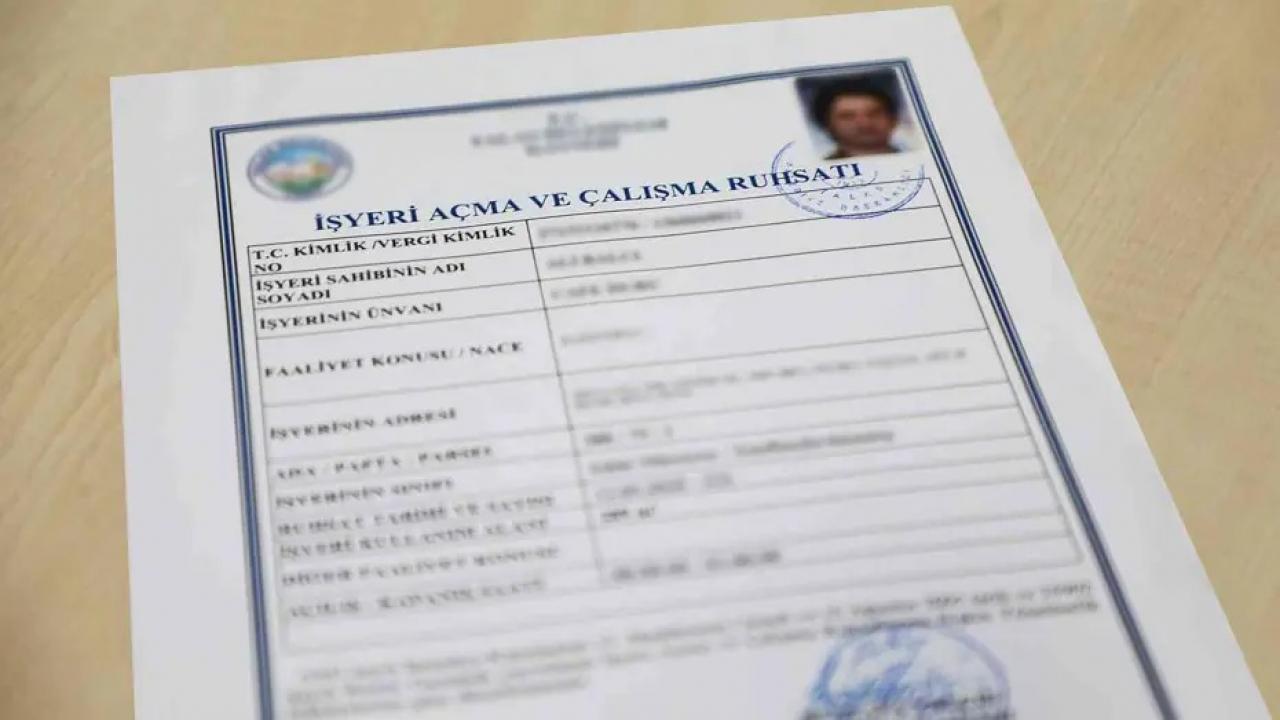 yonetmelik-bastan-sona-degisti-is-yerlerine-calisma-ruhsati-surprizi-ZUUpTSJY.jpg