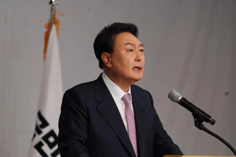 yoon-suk-yeol-icin-idam-cezasi-talebi-52SDfVYx.jpg