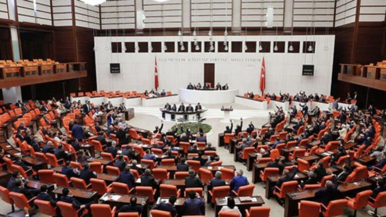 ekonomi-ve-siyaset-gundemi-2-mayis-2026-HgwtsFlP