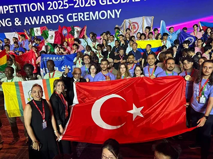 Türk Öğrencilerden Çin’de Ödül Alan Yenilikçi Teknoloji Projeleri